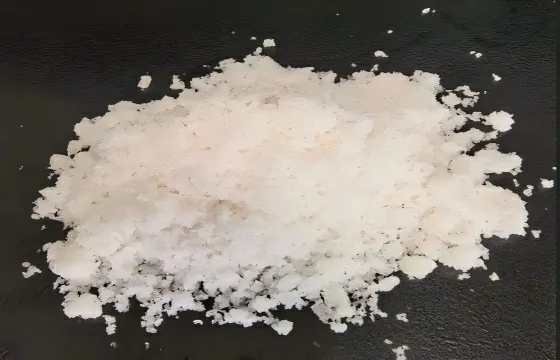 氯化镁常温下为白色结晶体