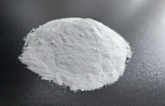 堆放一堆白色草酸粉末